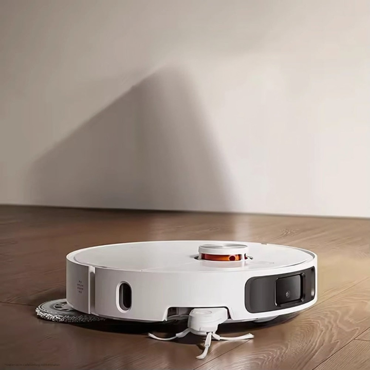 Robotstøvsuger 3-i-1 for automatisk gulvrengøring i smarte hjem. Støvsuger, vasker og fejer intelligent.