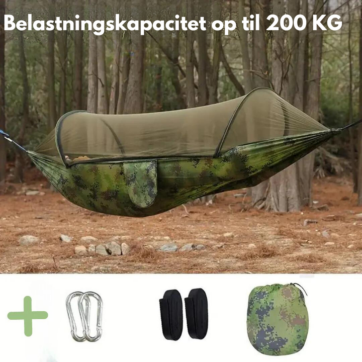 "Robust hængekøje med integreret myggenet, faldskærmsmateriale, plads til to personer, perfekt til udendørs afslapning."