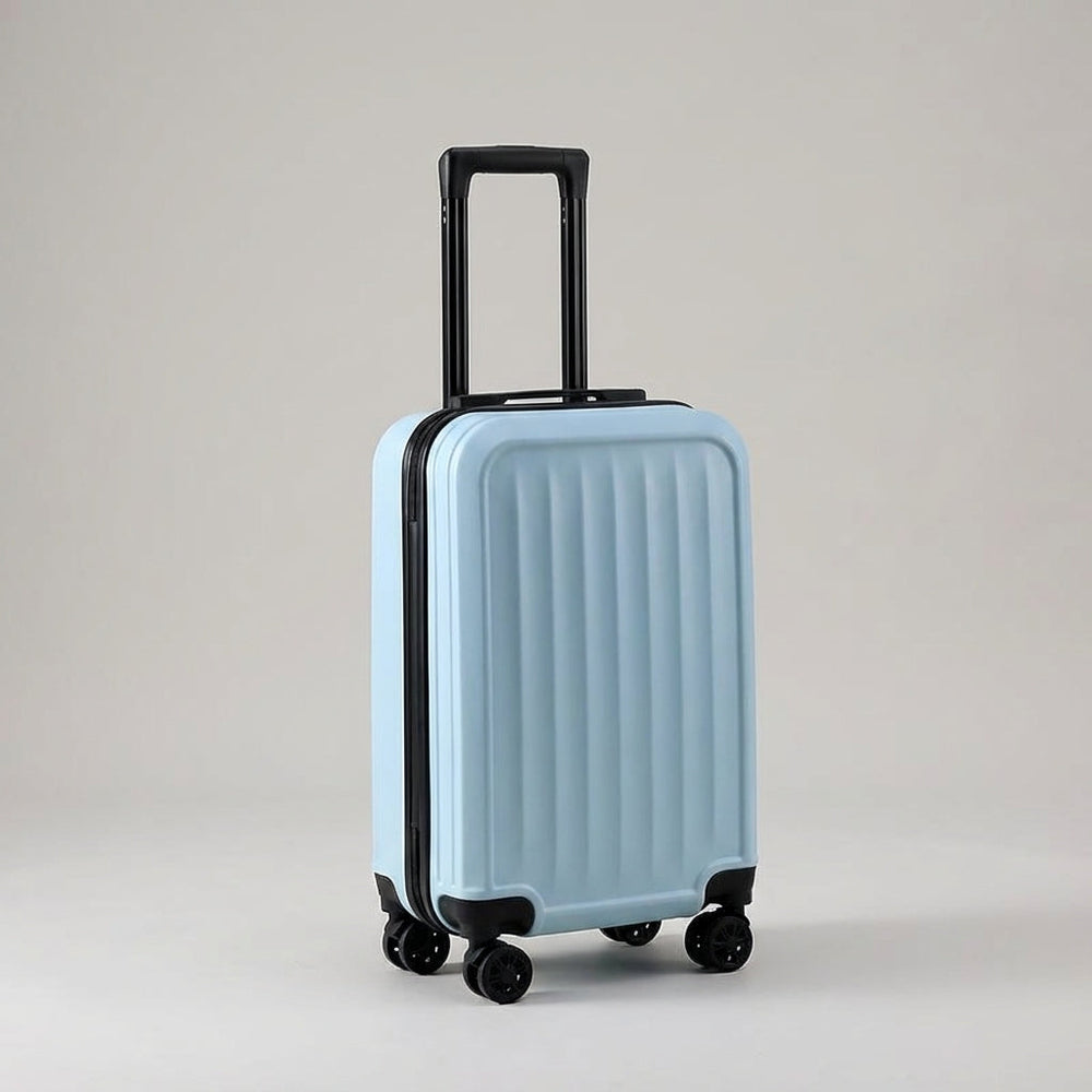 Stilfuld, moderne rejsekuffert fra Traveon med unikt riflet design. Perfekt robust bagage trolley med hjul.