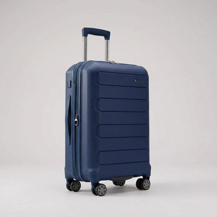 Stilfuld hardcase spinnerkuffert med udvidelse til ekstra pakkeplads, let at manøvrere.