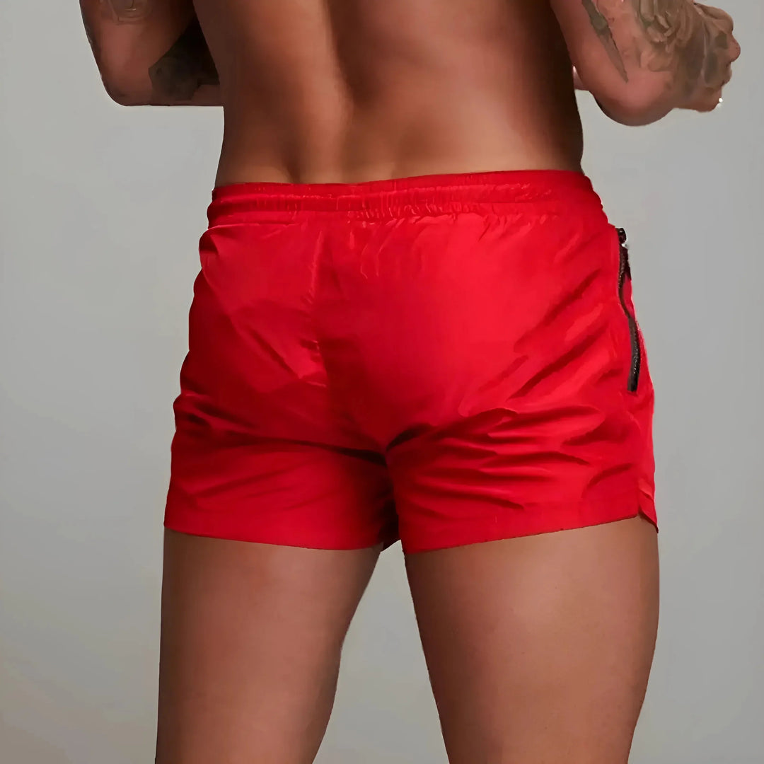 Mænds Sorte Badeshorts med Lommeklap, justerbar snøre og elastisk linning