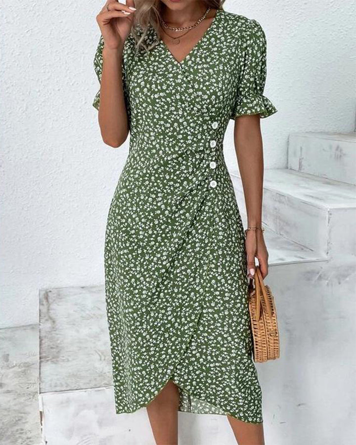 "Rosa kjole med blomsterprint og V-hals, elegant look til kvinder, flatterende pasform til både hverdag og fest."