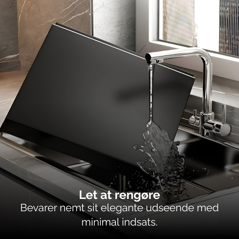 Funktionel køkkenhylde i rustfrit stål, skaber værdifuld opbevaring til redskaber over blus i køkkenet.