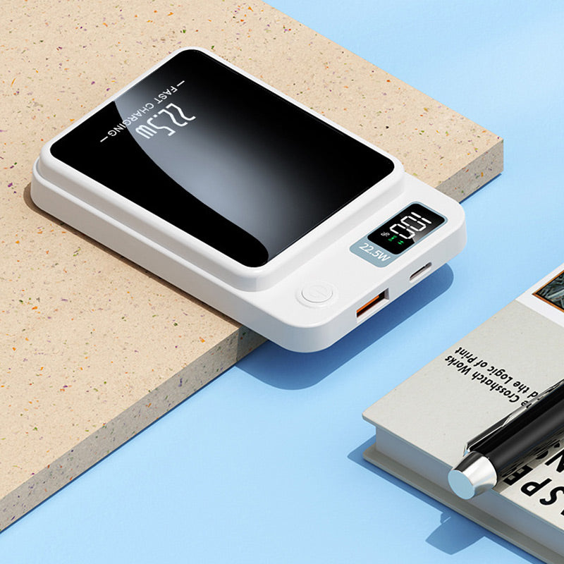 Avanceret powerbank med 22,5W hurtigopladning, Qi trådløs og USB-C. Pålidelig elektronik oplader.