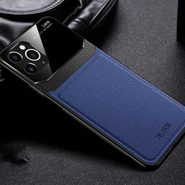 Ergonomisk og slankt iPhone cover. Stødsikkert telefoncover med nem adgang til knapper og porte.