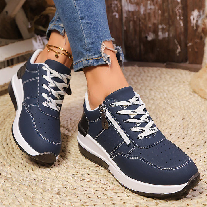 Dame Solaria sneakers, alsidige og stilfulde sko til aktive kvinder.