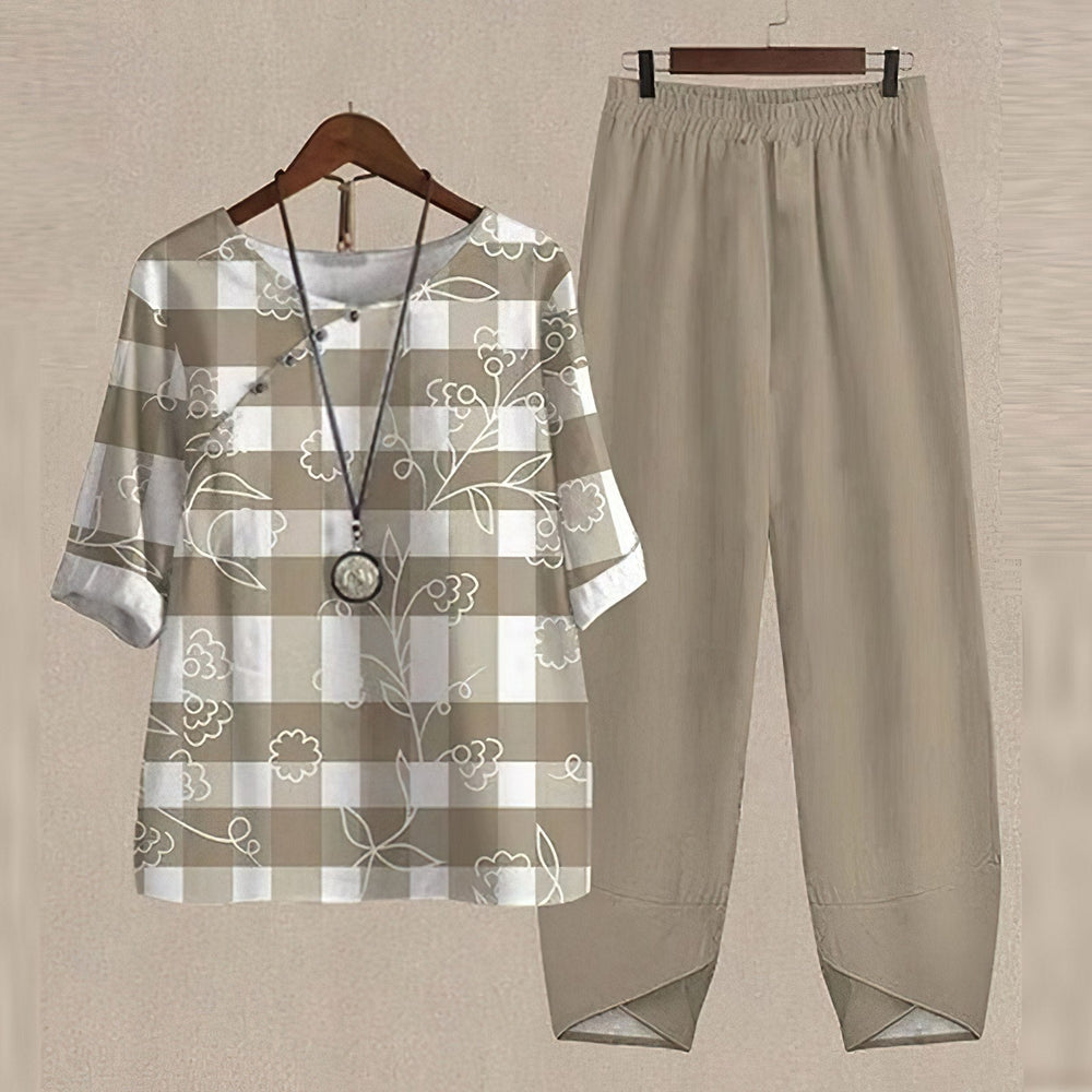 Sommerfuglprint dame sæt: 2-delt bluse & bukser med 3/4 ærmer, løs pasform. Ideel til forår/sommer.