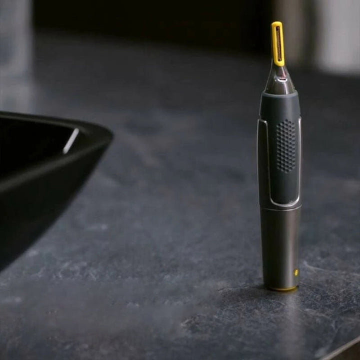EdgeTrim trådløs skægtrimmer med LED-lys for ultimativ præcision og kontrol. Essentiel til mænds pleje.