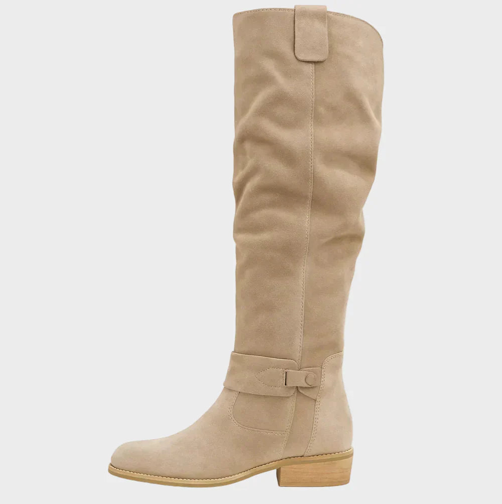 Sort elegante damesko med tidløs stil og komfort, perfekte til hverdag og fest.