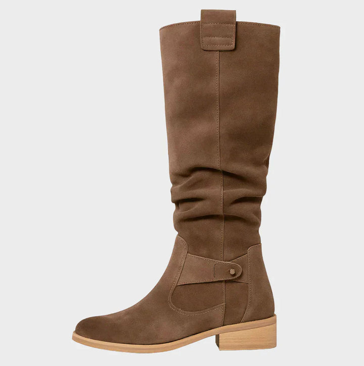 Mørkebrune elegante damesko, ideelle til festlige lejligheder med stil og bekvemmelighed.
