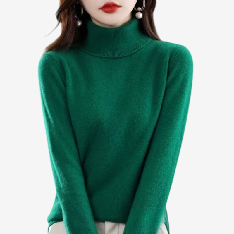 Hvid langærmet rullekravetrøje i slim fit. Ideel som baselag eller elegant hverdagstop.