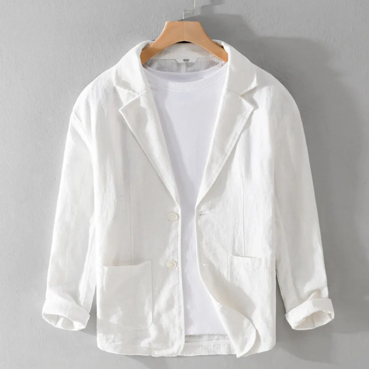 Mørkeblå hørjakke til herrer, der fremviser en casual og elegant stil til herremode.