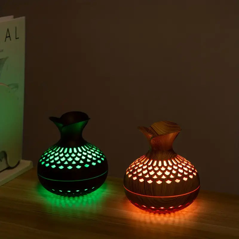 Stille ultralyds diffuser med USB-tilslutning, ideel som luftfugter og til aromaterapi i ethvert rum.