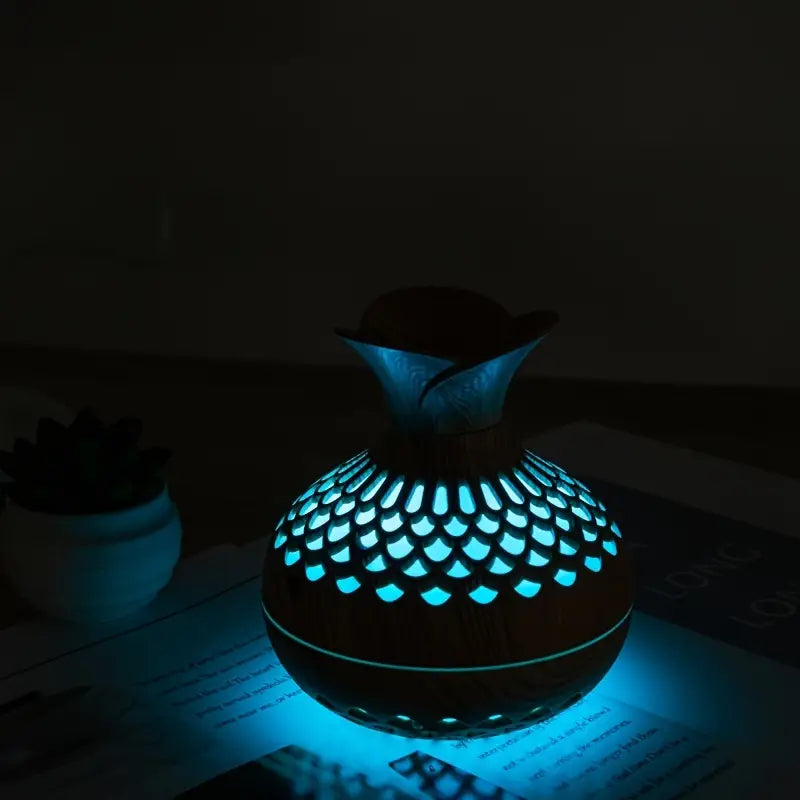 Den stille duft diffuser fra Hjemmets sikrer rolig aromaterapi og optimal luftfugtighed i soveværelset.