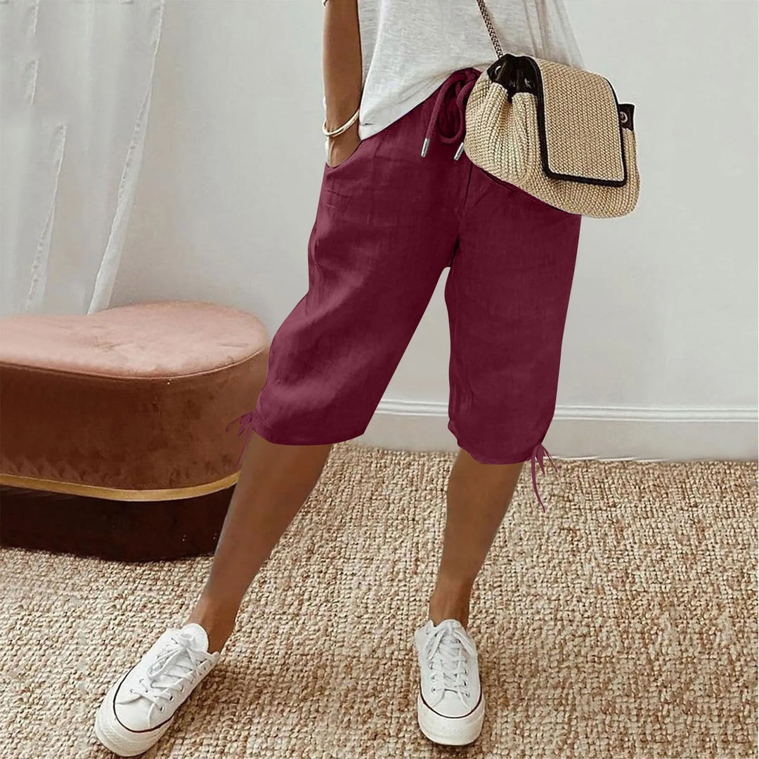 Essentielle ferieshorts med elastisk talje. Stilfulde og behagelige dameshorts.