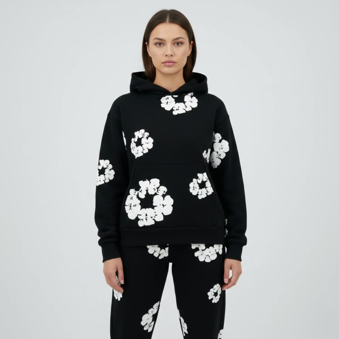 Komfortabelt blomstret dametøjssæt, ideelt som sportstøj og afslappet loungewear.