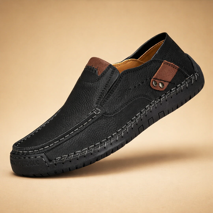 Komfortable slip-on herresko i stilrent design; perfekte som hverdagssko til mænd.