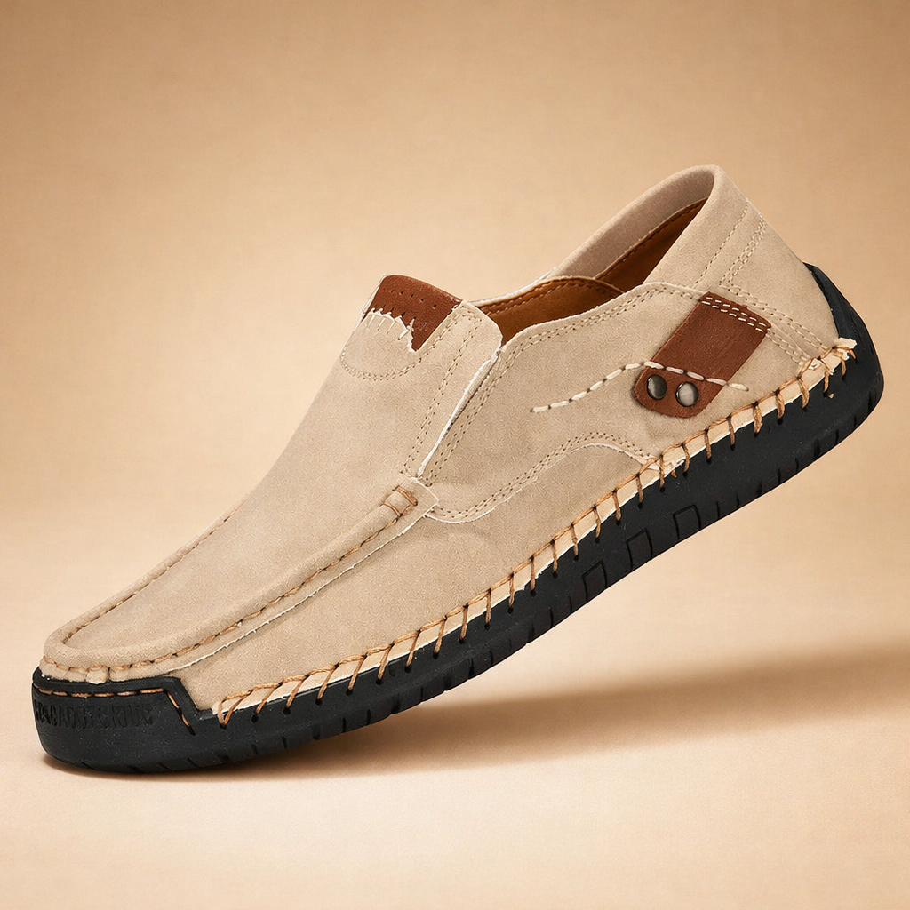 Letvægts slip-on herresko; komfortable og stilfulde hverdagssko for moderne mænd.