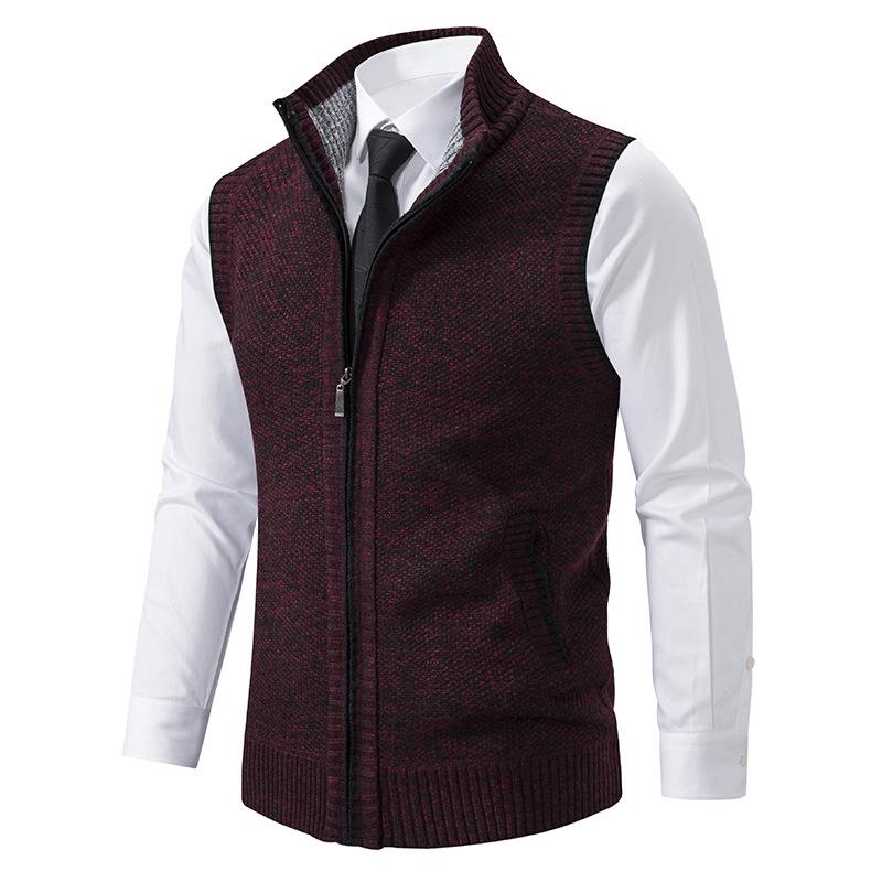 Strikket vest i klassisk stil, grå nuance, tidløs design. Perfekt til både mænd og kvinder, ideel til formelle og afslappede 
