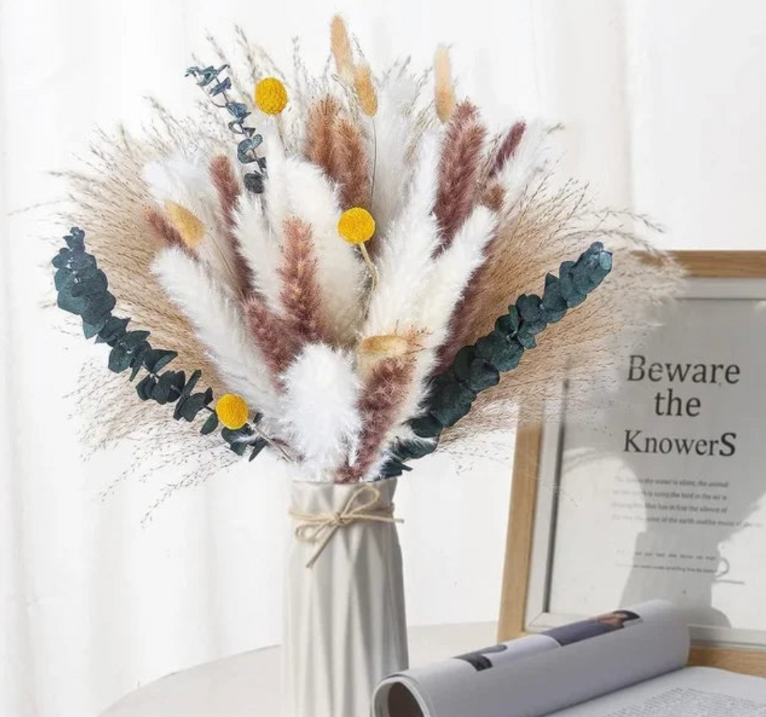 Alsidig tørret blomsterbuket til både hverdag og fest. Rustik boho indretning i hjemmet.