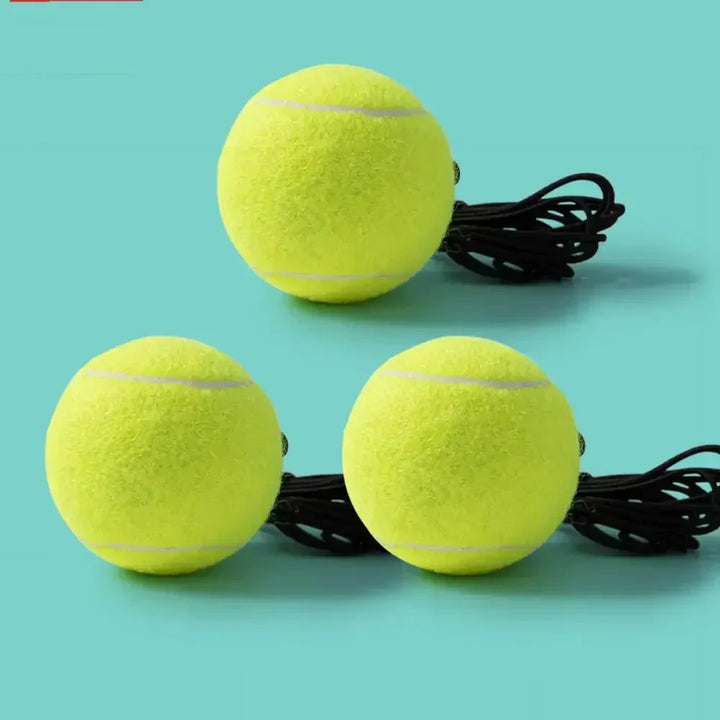 Sjovt tennis træningssæt til børn med opspringstræner. Perfekt sportsudstyr for begyndere til at lære tennis og lege udendørs.