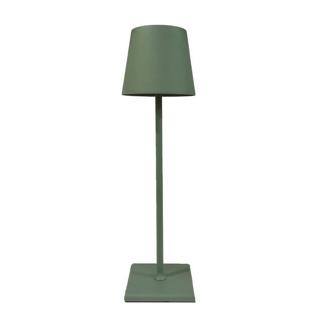Stilfuld indendørs trådløs LED lampe, en del af din indretning.