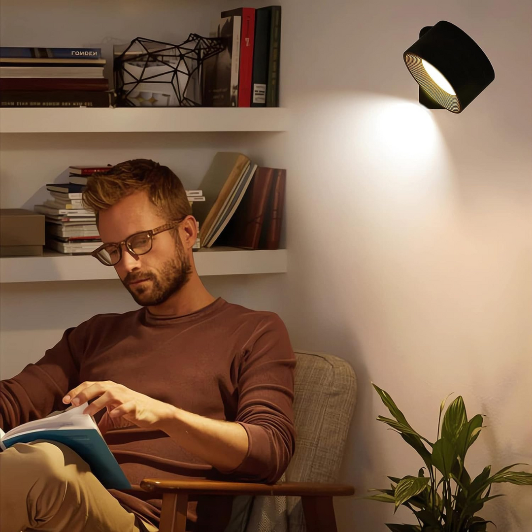 Fleksibel LED væglampe med 360° rotation, skaber hyggelig stemningsbelysning i ethvert rum.