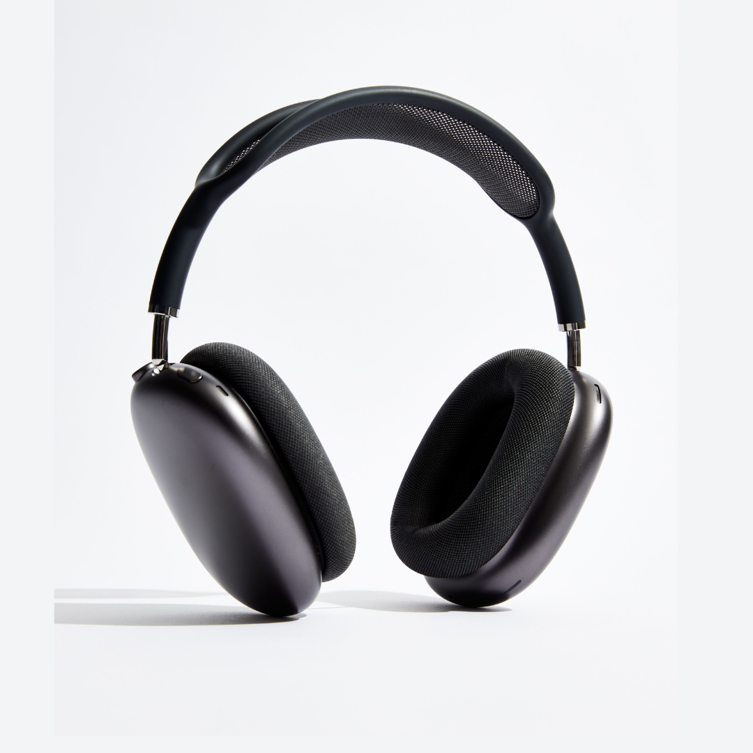 Dyk ned i musikken med trådløse HiFi høretelefoner og effektiv støjreduktion.