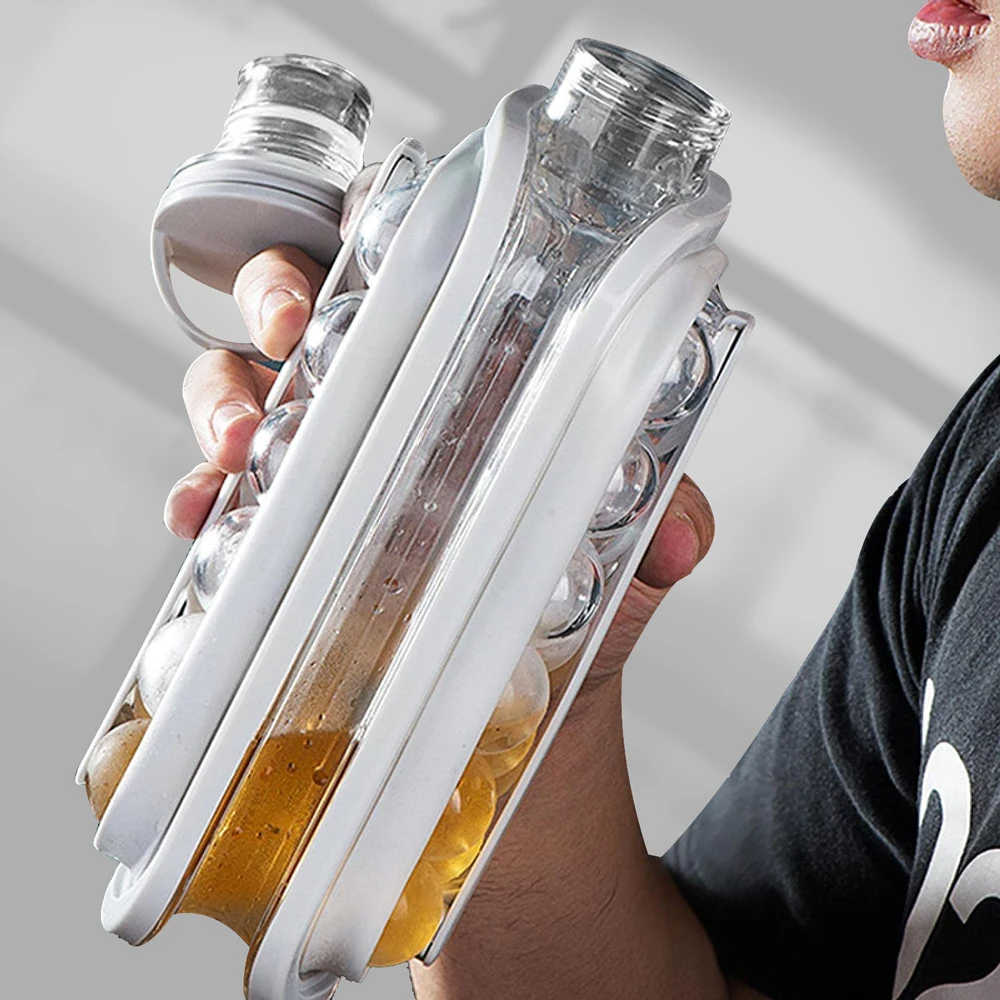 Skab elegante krystalklare iskugler til drinks & cocktails med denne innovative transportable isform.