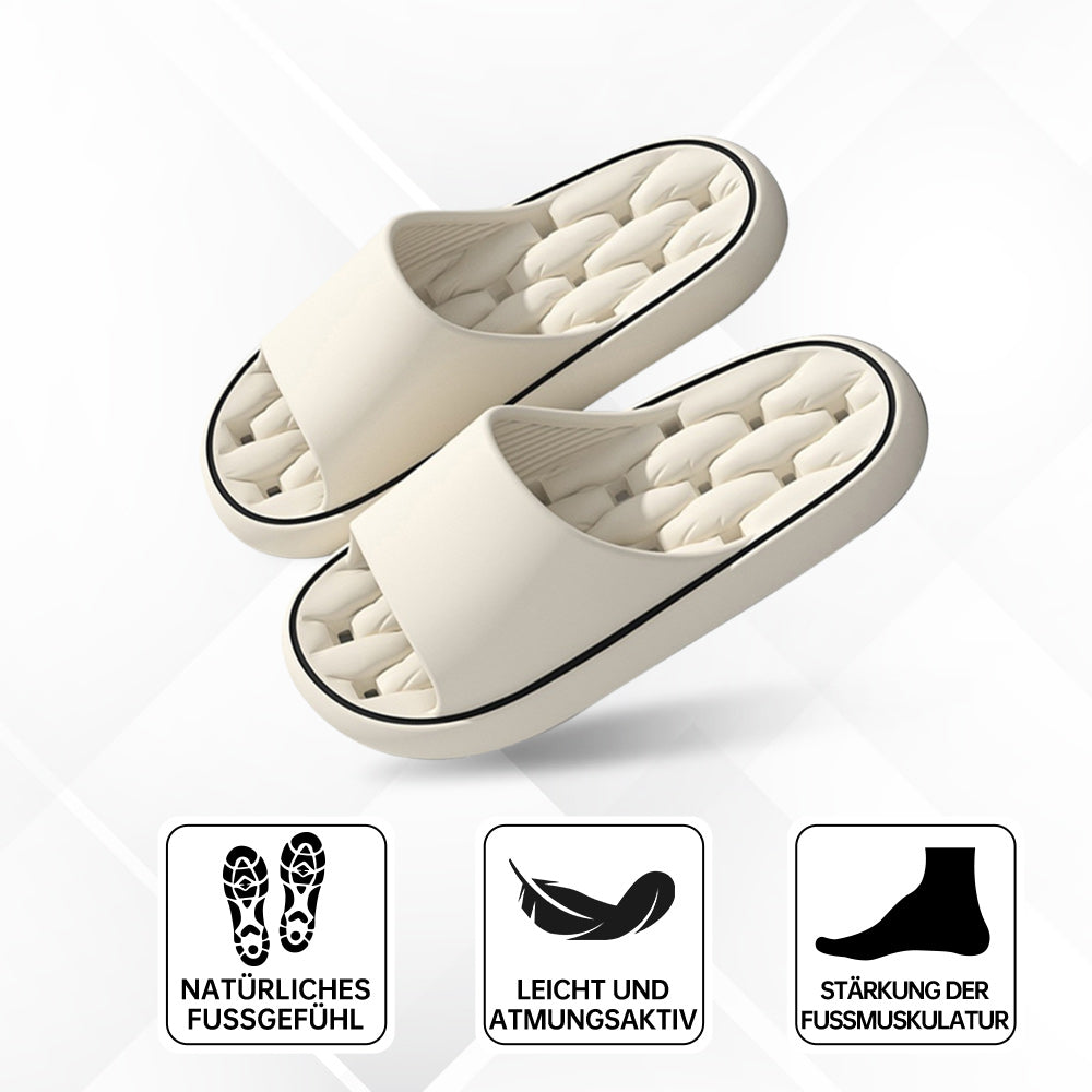 Bløde badesko og hjemmesko i ét. Ergonomiske Sky hjemmesko til unisex i hurtigttørrende EVA-materiale.