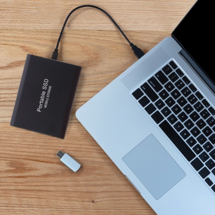 Den essentielle UltraVault ekstern SSD for grafiske professionelle, der kræver hastighed.