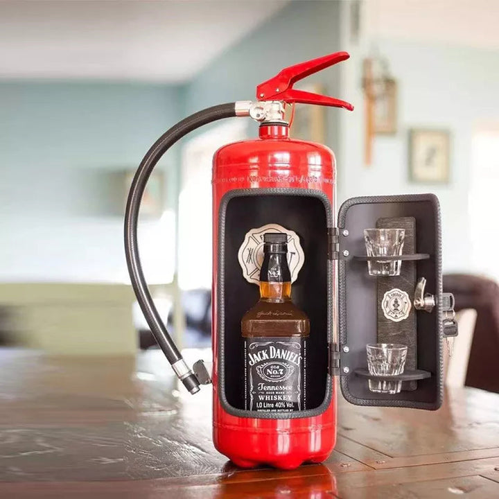 Stilfuld brandslukker minibar, den perfekte gaveidé til mænd. Unik boligindretning og flaskeholder.