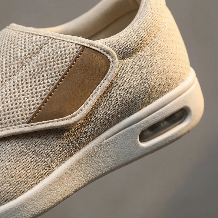 Diabetikervenlige sneakers med nem velcro, fodvenligt design for smertelindring og optimal komfort.