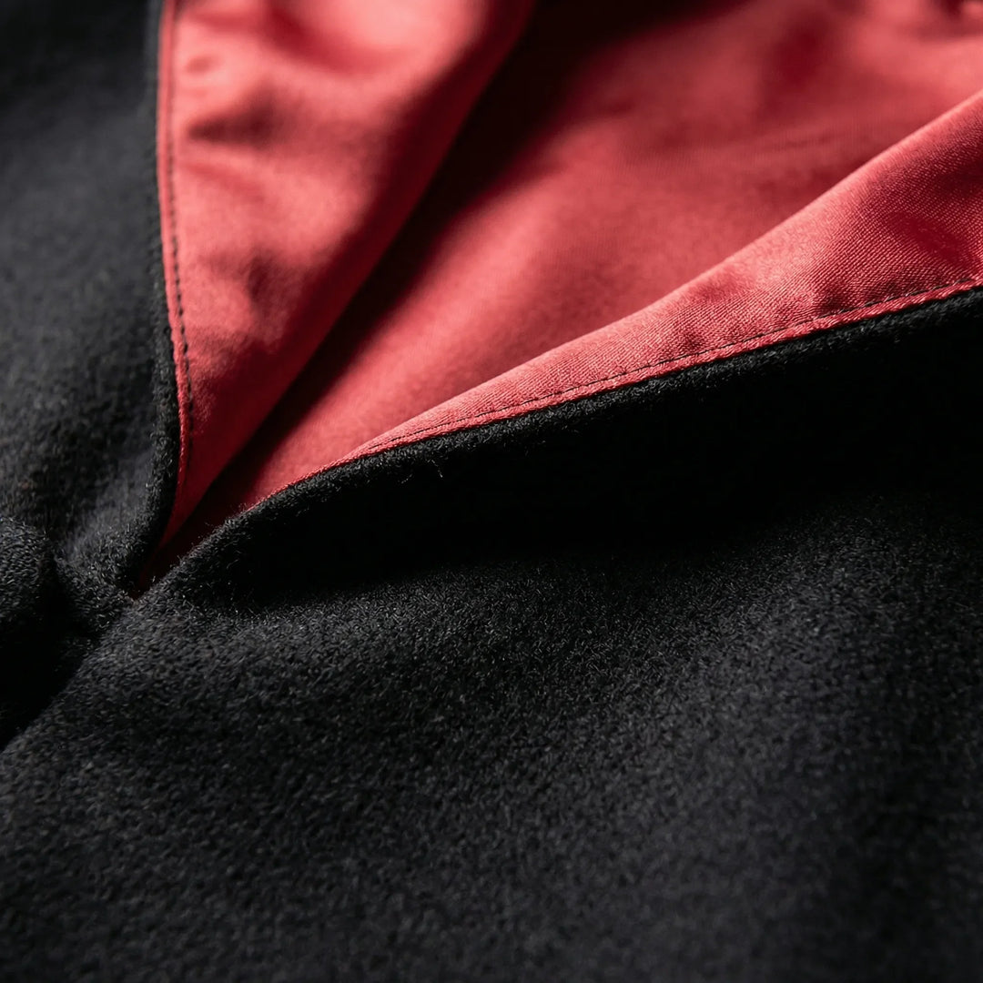 Detaljeret kostumesæt til magisk skole rollespil. Unisex design til temafester.