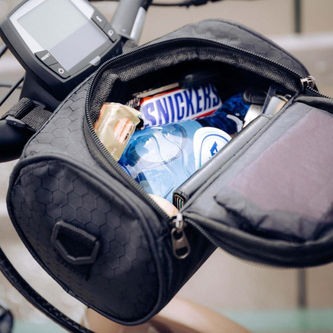 Smart cykeltaske til styret med touchscreen-panel, forbedrer navigation og brugervenlighed.