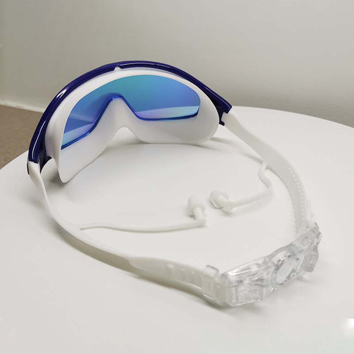 Goggles til svømning, featuring dugfrie linser for at forbedre din undervandsoplevelse.