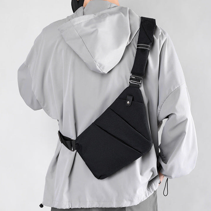 Organiseret indvendig plads i denne sikre unisex crossbody taske mod tyveri.