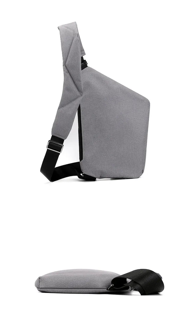 Lille sort unisex crossbody taske, alsidig til rejser og hverdag, holder dine værdier sikre og organiseret.