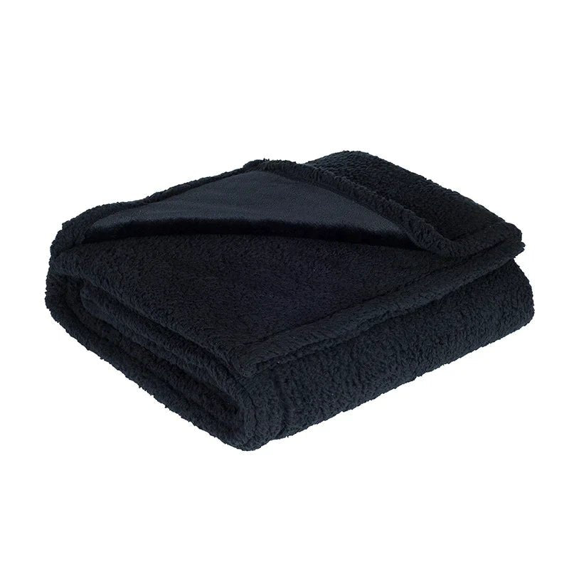 Praktisk vandtæt tæppe til seng og sofa. Pletfri, nem vedligeholdelse, perfekt til hygge i hjemmet.