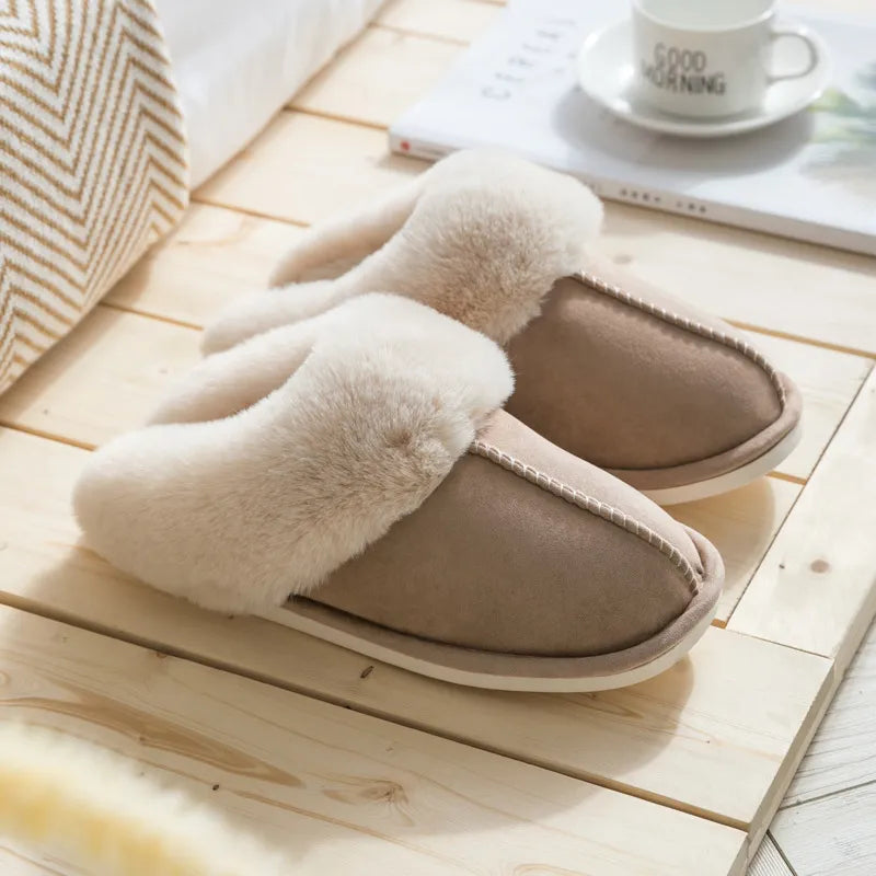 Komfortabelt unisex fodtøj. Varme og bløde hjemmesko, ideelle som indendørssko.