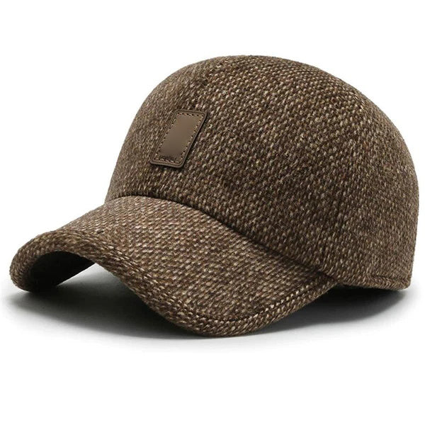 Meget varm unisex vinterkasket med integreret ørebeskyttelse, perfekt i kulden.