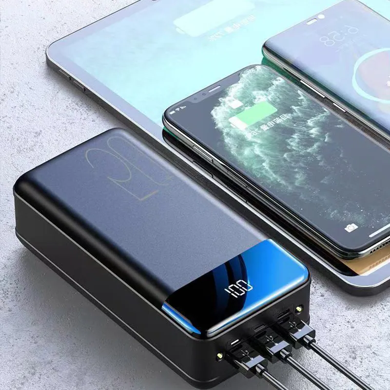 Kraftfuld 50.000mAh powerbank til rejser, camping og nødstrøm. Bærbar hurtigoplader med flere USB-porte til elektronik.