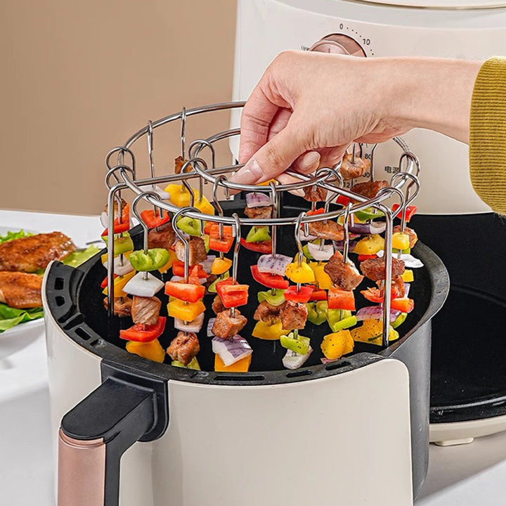 Sund og hurtig mad: brug denne spydholder til airfryer for lækre grillspyd, et smart køkken gadget.