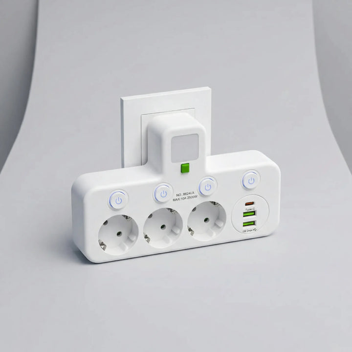 Praktisk vægmonteret stikdåse med USB-porte. Perfekt til hjemmekontoret og kabelstyring.
