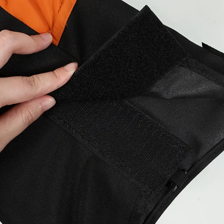 "Vandtætte, justerbare gamacher i sort polyester for optimal benbeskyttelse til udendørs eventyr i alle vejrforhold."