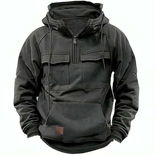 Stilfuld herre hættetrøje i dyb sort til vinter. Komfortabel sweatshirt, perfekt som afslappet overtøj.