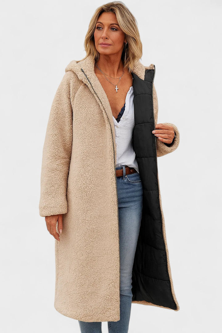 Varm vendbar damejakke, bordeaux. Elegant og alsidig mode, perfekt til vinter.
