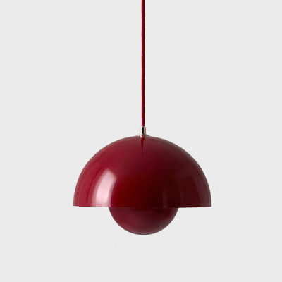 Indendørs VividDome loftlampe. Æstetisk halvkugledesign giver moderne belysning og hyggelig stemning.